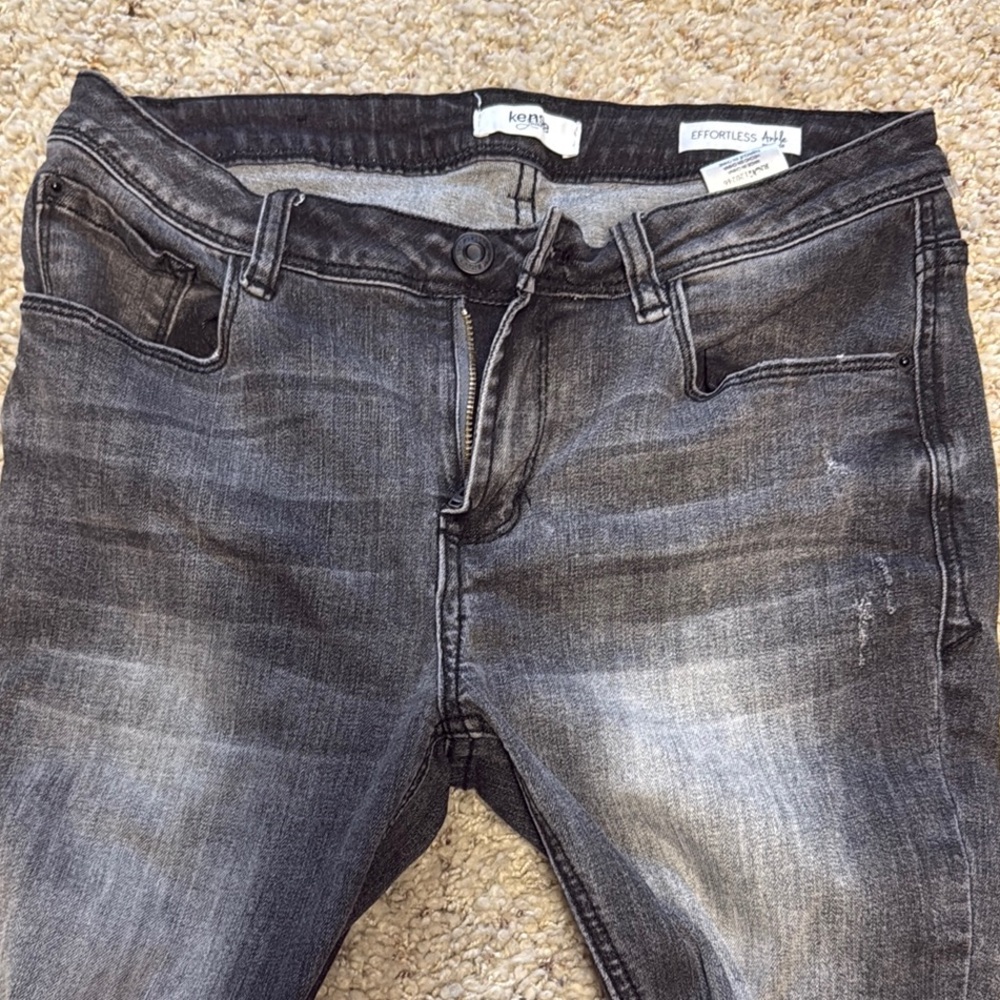 Kensie Black Skinny Jeans with Sleek Design